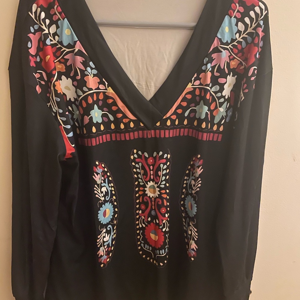 NWOT Floral Embroidery Print V-Neck Black Top - FREE in bundle